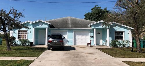 1139 Wright St, Riviera Beach, FL, 33404-6856 | Card Image