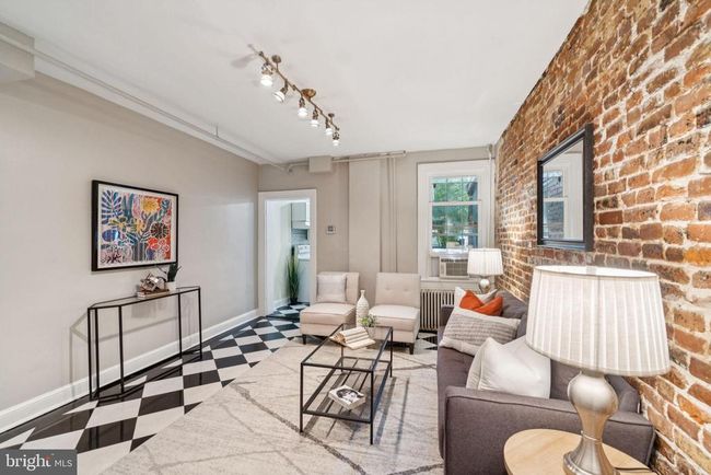 1317 Potomac Ave Se, Townhouse with 2 bedrooms, 1 bathrooms and null parking in WASHINGTON DC | Image 5