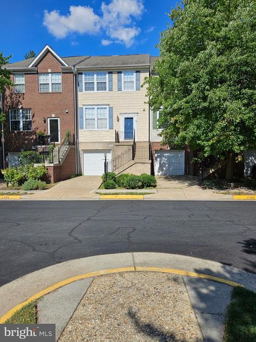 21496 Foche Ter, BROADLANDS, VA, 20148-5036 | Card Image