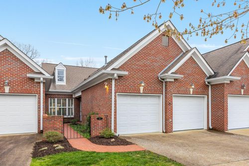 21 Oliver Court, Signal Mountain, TN, 37377 | Card Image
