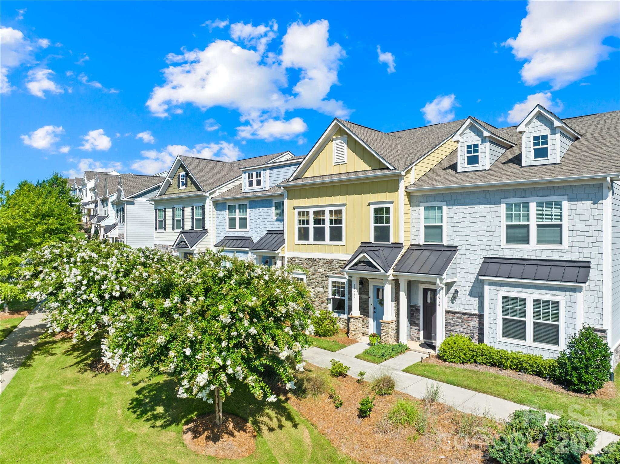 Residential in Huntersville