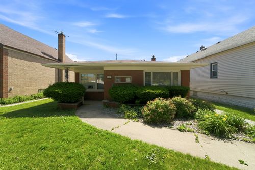 13227 S Escanaba Ave, Chicago, IL, 60633-1805 | Card Image