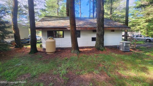 385 Campstead Circle, Blakeslee, PA, 18610 | Card Image
