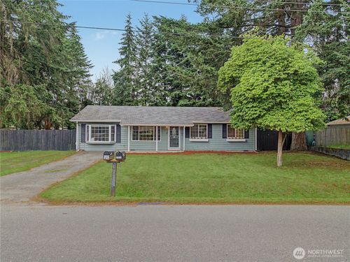11822 Carter Ave Sw, Port Orchard, WA, 98367-7729 | Card Image