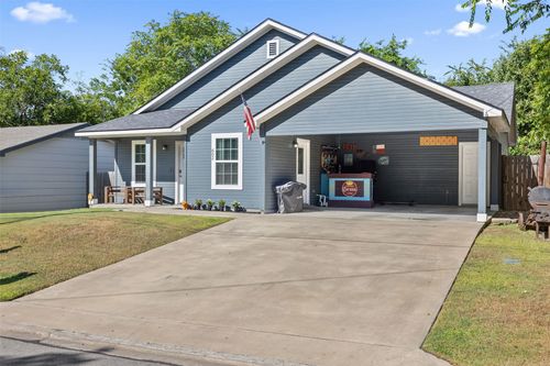 602 S Pierce St, Burnet, TX, 78611-3631 | Card Image