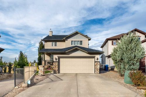 35 Cimarron Park Green, Okotoks, AB, T1S2K2 | Card Image