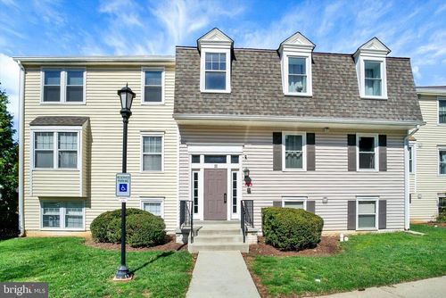 11-201-11 Pickering Ct, GERMANTOWN, MD, 20874-3874 | Card Image