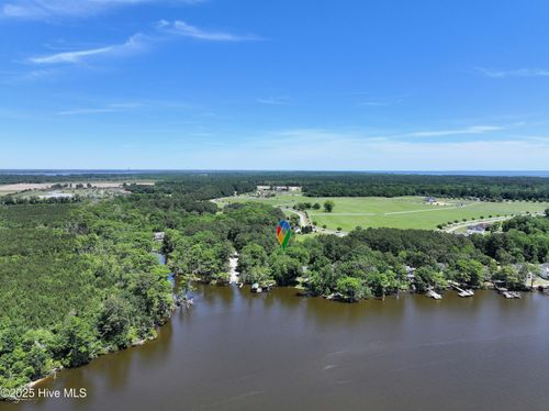 16-P Perrys Cove Dr, Hertford, NC, 27944-8394 | Card Image