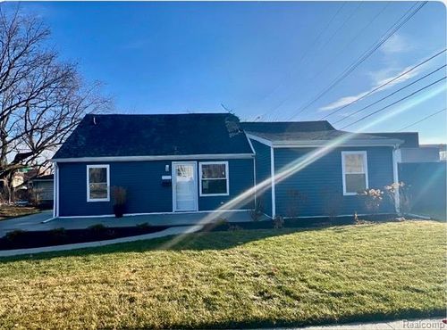 5634 Arcola St, Garden City, MI, 48135-2911 | Card Image