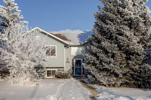 207 Strathaven Bay, Strathmore, AB, T1P1N4 | Card Image