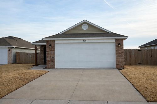 208 W Laurel Ave, Rogers, AR, 72758-5281 | Card Image