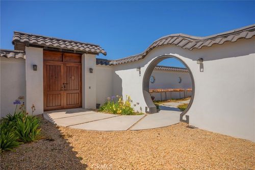 2084 Westhampton Dr, Arroyo Grande, CA, 93420 | Card Image