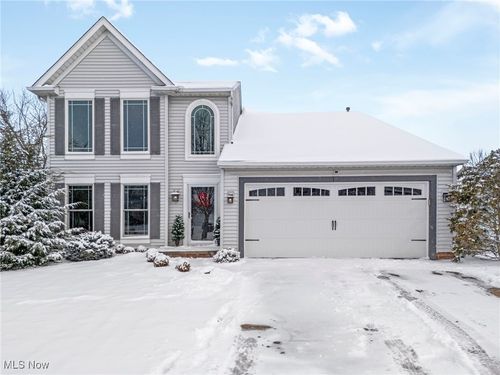 2162 Canterbury Cir, Akron, OH, 44319-1396 | Card Image