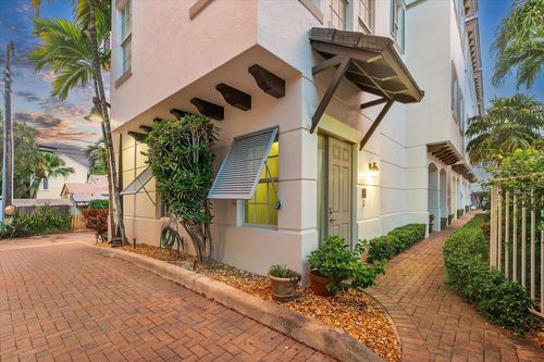 apt-j-285 Se 6th Ave, Delray Beach, FL, 33483-5299 | Card Image