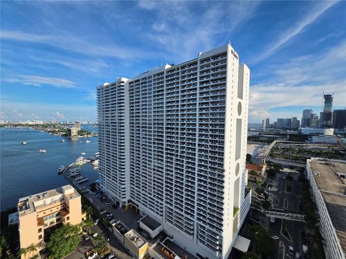 2808-1750 N Bayshore Dr, Miami, FL, 33132-3210 | Card Image