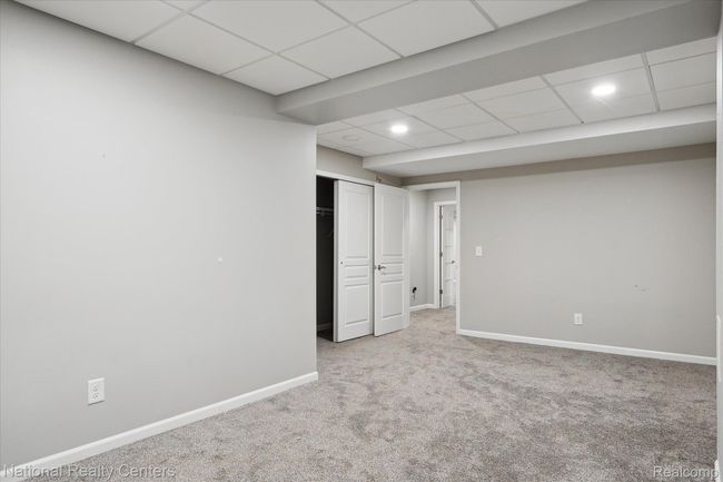 50540 Paine St, House other with 5 bedrooms, 4 bathrooms and null parking in Canton MI | Image 25