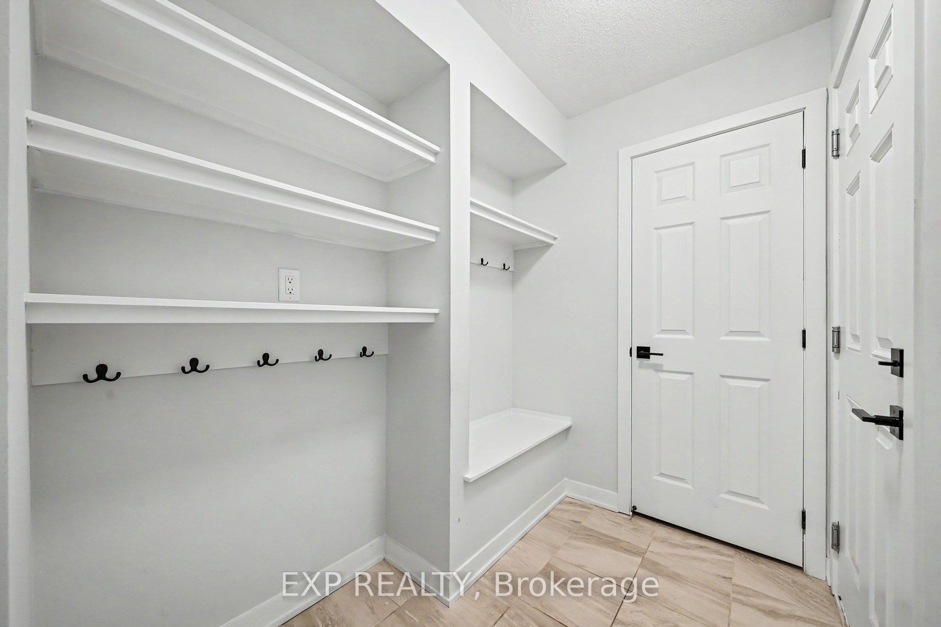 Residential in Barrhaven 5