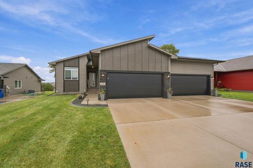 215 N Everest Ave Avenue, Tea, SD, 57064 | Card Image