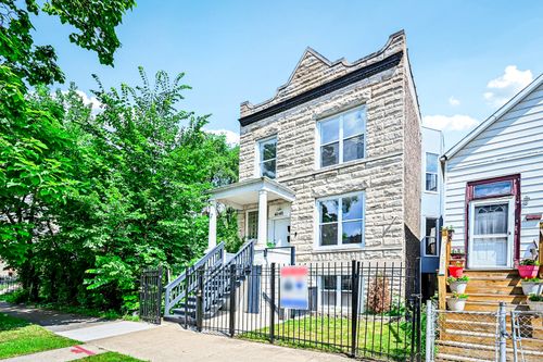 4042 W Adams St, CHICAGO, IL, 60624-4576 | Card Image