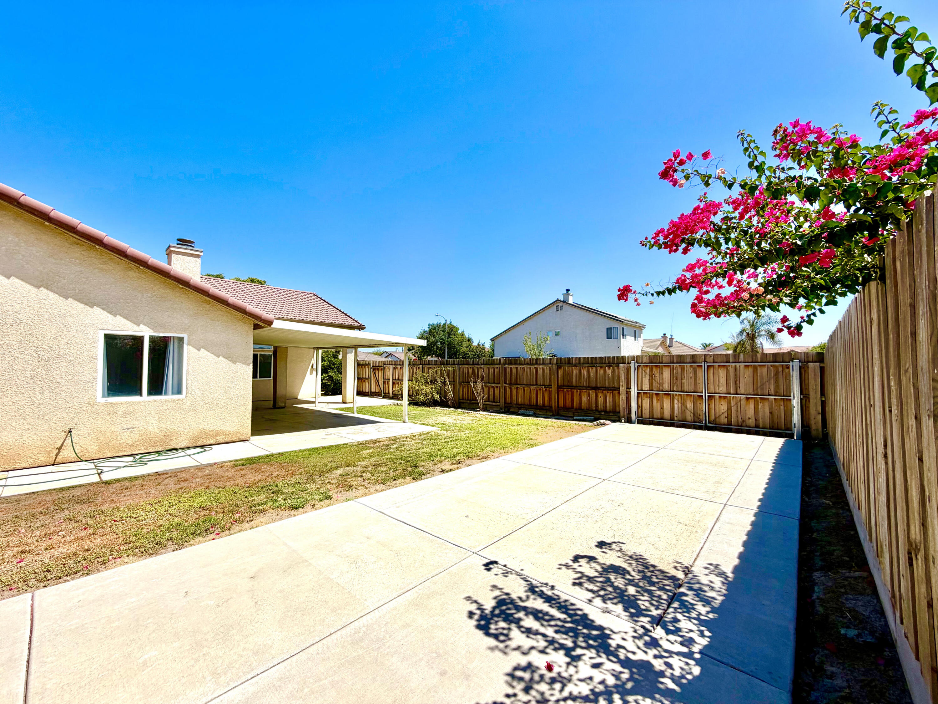 Residential in Hanford 3
