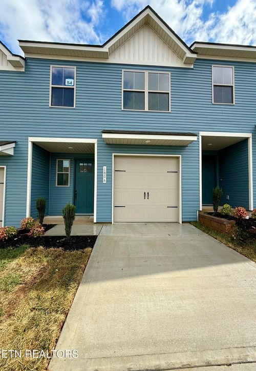 1806 Bennett Village Dr, Maryville, TN, 37804 | Card Image