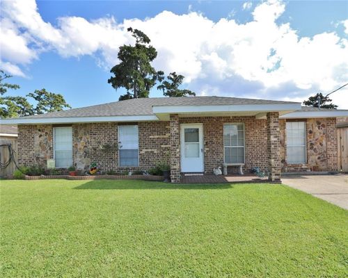 2732 Cardinal Dr, Marrero, LA, 70072-5804 | Card Image