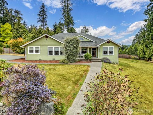 2560 Ne William E Sutton Rd, Bremerton, WA, 98311-9320 | Card Image