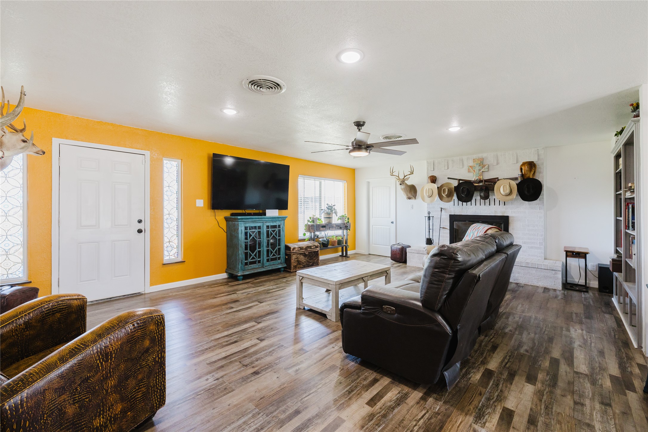Residential in Cisco 3