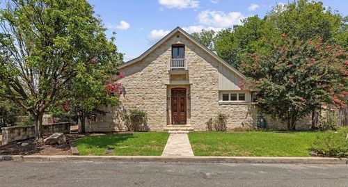 208 W Schubert St, Fredericksburg, TX, 78624 | Card Image