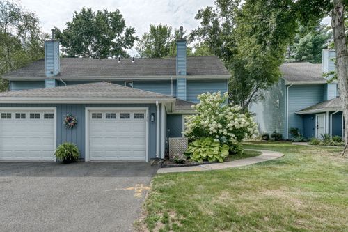 120-120 E Bluegill Ln, Suffield, CT, 06078-1950 | Card Image