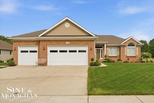 333 Hawks Nest Dr, East China, MI, 48054-2227 | Card Image