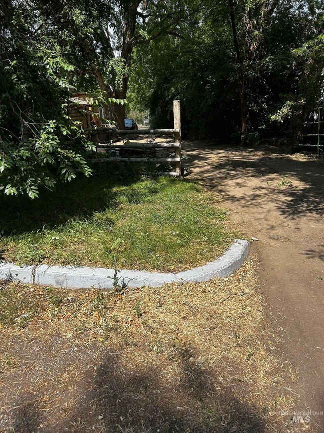 309 E E C St, House other with 3 bedrooms, 2 bathrooms and null parking in Shoshone ID | Image 14