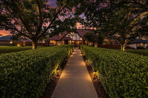 212 Magic Ln, Sunnyvale, TX, 75182-9348 | Card Image