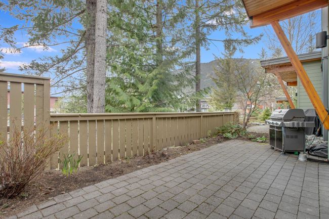 3 - 1240 Mount Fee Road, Home with 3 bedrooms, 3 bathrooms and 2 parking in Whistler BC | Image 4