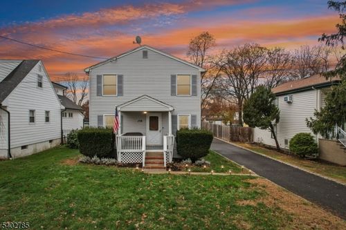 178 Linden St, Bridgewater, NJ, 08807-2731 | Card Image