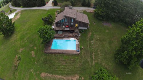 240 Country Ln, Gallipolis, OH, 45631-9816 | Card Image