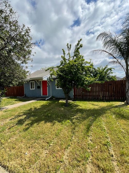 3740 26th Ave, Sacramento, CA, 95820-4806 | Card Image