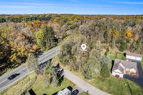 20314 Bedford Rd N, Battle Creek, MI, 49017-8868 | Card Image
