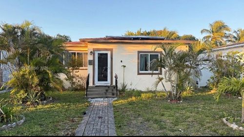 2519 Rodman St, Hollywood, FL, 33020-5847 | Card Image