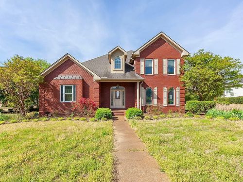 172 Wyndhurst Dr, Jackson, TN, 38305-3545 | Card Image