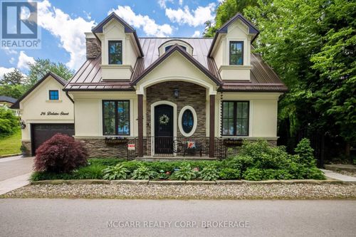 26 Delater St, Niagara on the Lake, ON, L0S1J0 | Card Image