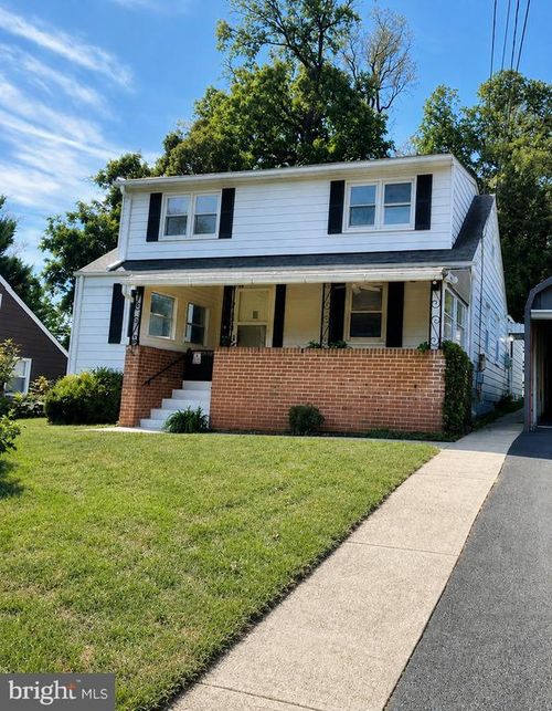 3120 Chepstow Ln, FALLS CHURCH, VA, 22042-2640 | Card Image