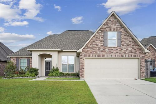 2505 Sam Ct, Covington, LA, 70435-5651 | Card Image