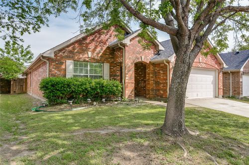 815 Creekside Dr, Little Elm, TX, 75068-4846 | Card Image