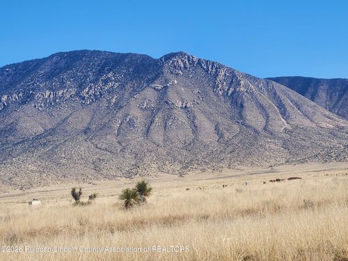 133 & 135 Pino Road, Carrizozo, NM, 88301 | Card Image