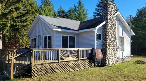 8521 Lovells Rd, Grayling, MI, 49738-7264 | Card Image