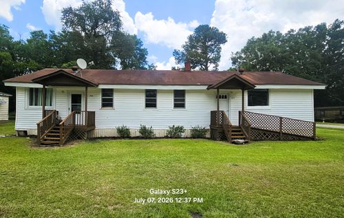613 Henry St, Eastover, SC, 29044-9571 | Card Image