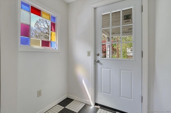 73 Foster St, Home with 6 bedrooms, 4 bathrooms and 6 parking in Manchester CT | Image 4
