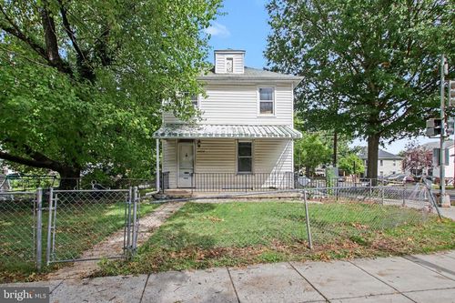 4898 Sheriff Rd Ne, WASHINGTON, DC, 20019-3757 | Card Image