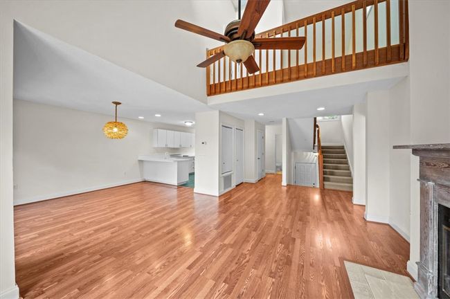 704 Loran Pointe Cir, Townhouse with 3 bedrooms, 4 bathrooms and null parking in Seneca SC | Image 7